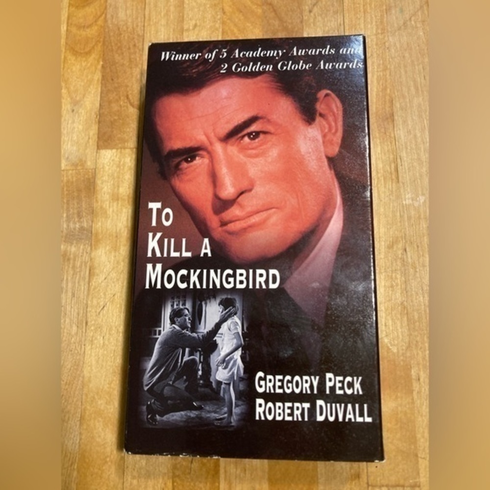 To Kill A Mockingbird - VHS - Gregory Peck, Robert Duvall